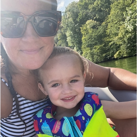 Meet your Posher, Tara - Picture 7 of 11